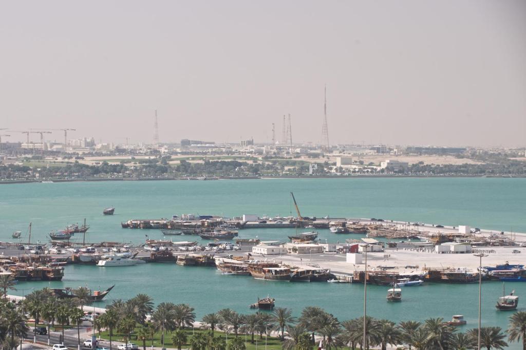 The Royal Riviera Hotel Doha Exterior foto